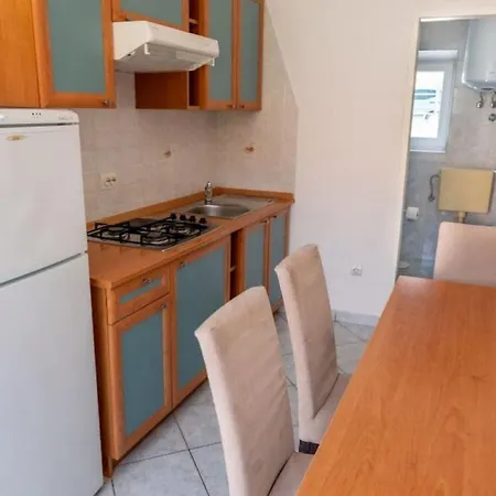 Apartamento Luce Povljana