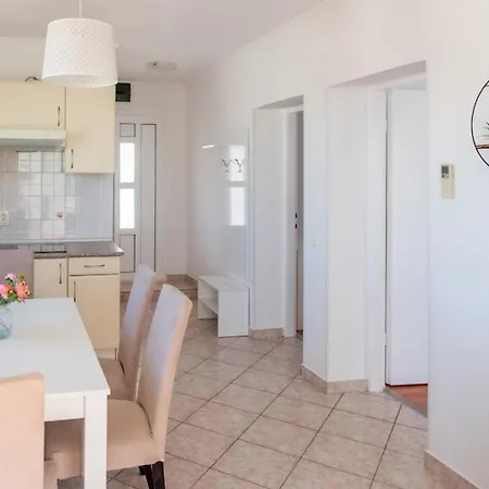 Luce Apartment